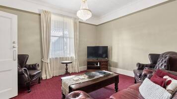 Smart TV 42 pulgadas con canales de televisión por cable