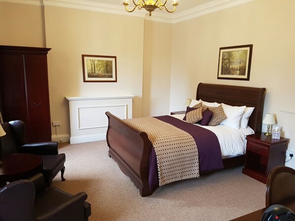 Desk, iron/ironing board, free WiFi, bed sheets