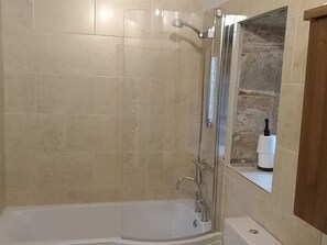ห้องดับเบิล, ห้องน้ำในตัว (& Shower) | ห้องน้ำ