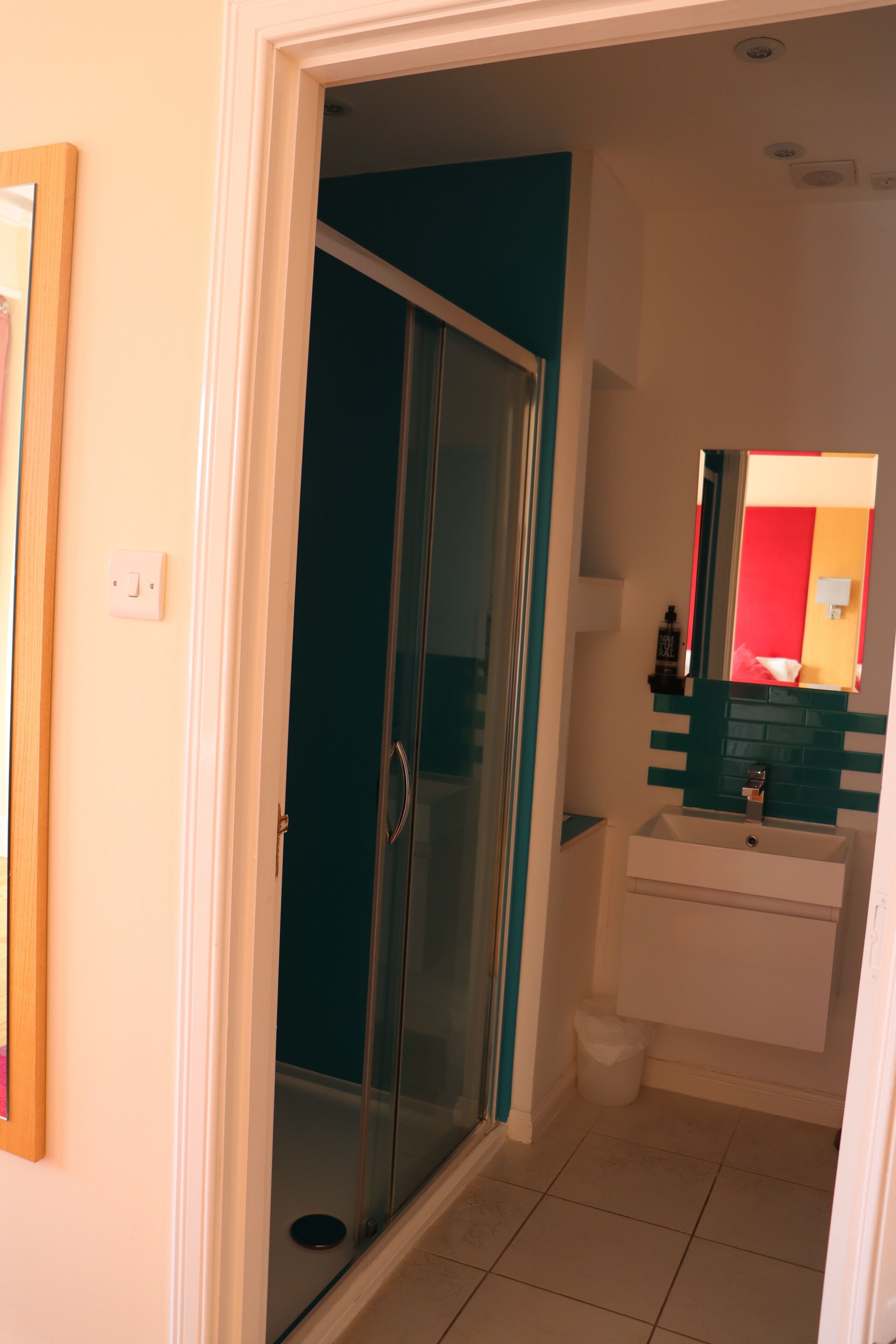 superior room | bathroom | free toiletries, hair dryer, towels, soap