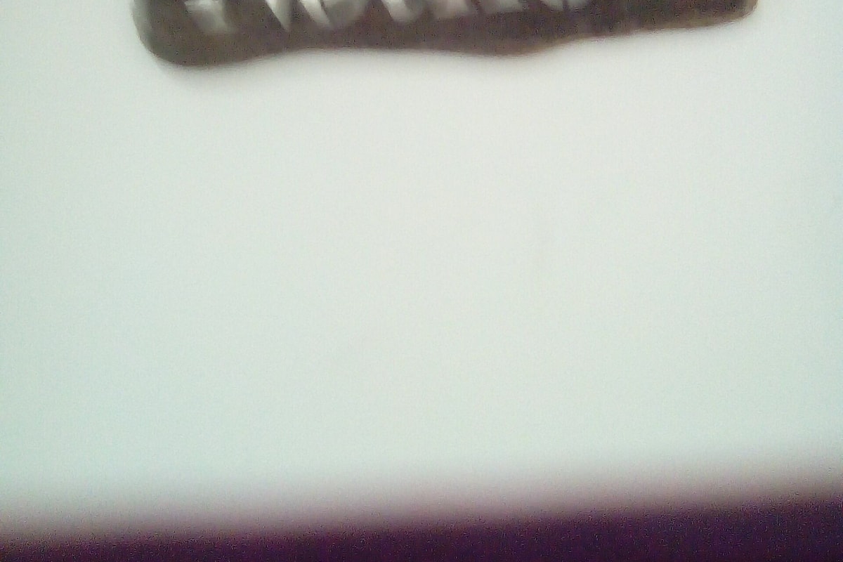 A sign with the word "Nothe" on it.