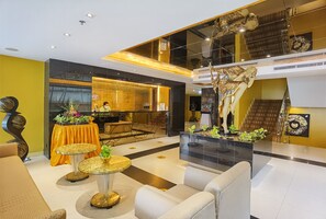 Lobby - Nova Gold Hotel Pattaya (Pattaya)