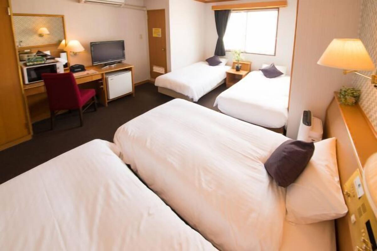 Individually decorated, desk, iron/ironing board, free WiFi