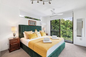 1 bedroom, premium bedding, Select Comfort beds, individually decorated