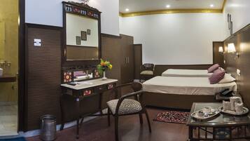 Superior Double or Twin Room, 1 Bedroom | Premium bedding, down duvets, pillow-top beds, in-room safe