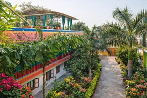 Tempat bermain anak - outdoor