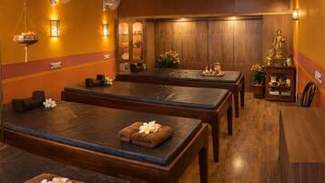 Couples treatment room(s), body treatments, body wraps, body scrubs