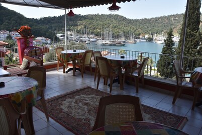 Duygu Pension