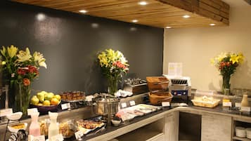 Petit déjeuner continental compris tous les jours