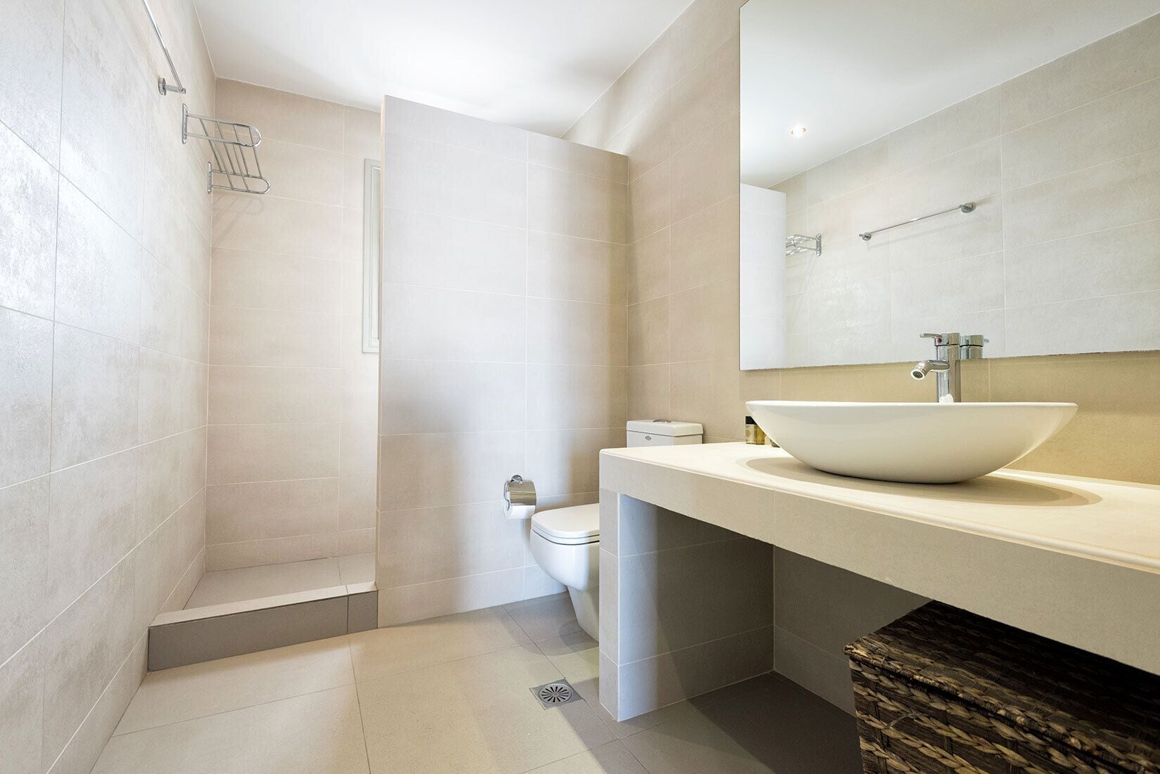 shower, free toiletries, hair dryer, bathrobes