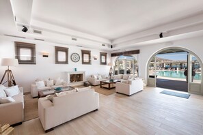 Lobby sitting area - Saint Andrea Sea Side Resort - Adults Only (Paros)