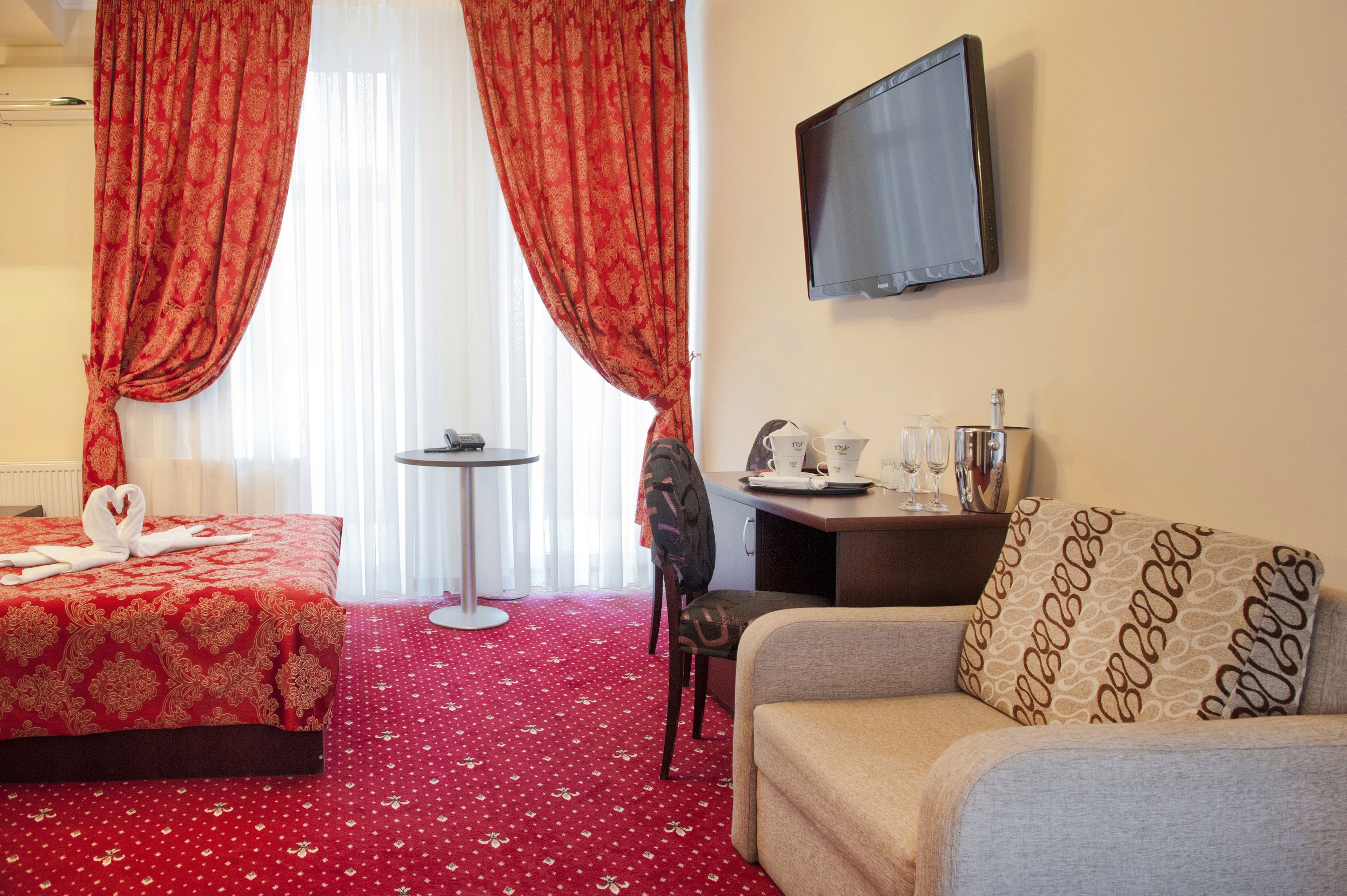 Photo - Manhattan Hotel & Restaurant