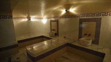 Salas de tratamientos para parejas, baño turco/hammam, aromaterapia
