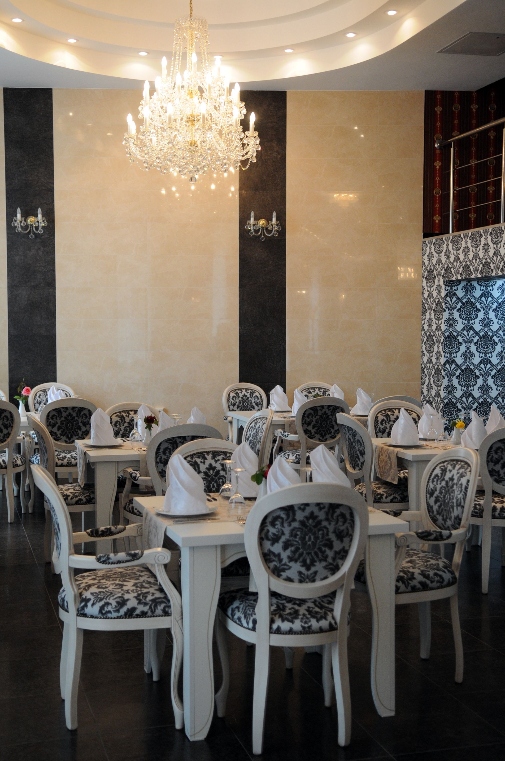 Photo - Manhattan Hotel & Restaurant