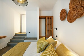 Dúplex superior, vistes al mar | Caixa forta a l'habitació, wifi gratuïta i roba de llit 