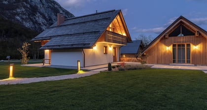PRIVILLAGE STARE - B&B, Villa and Chalet Resort