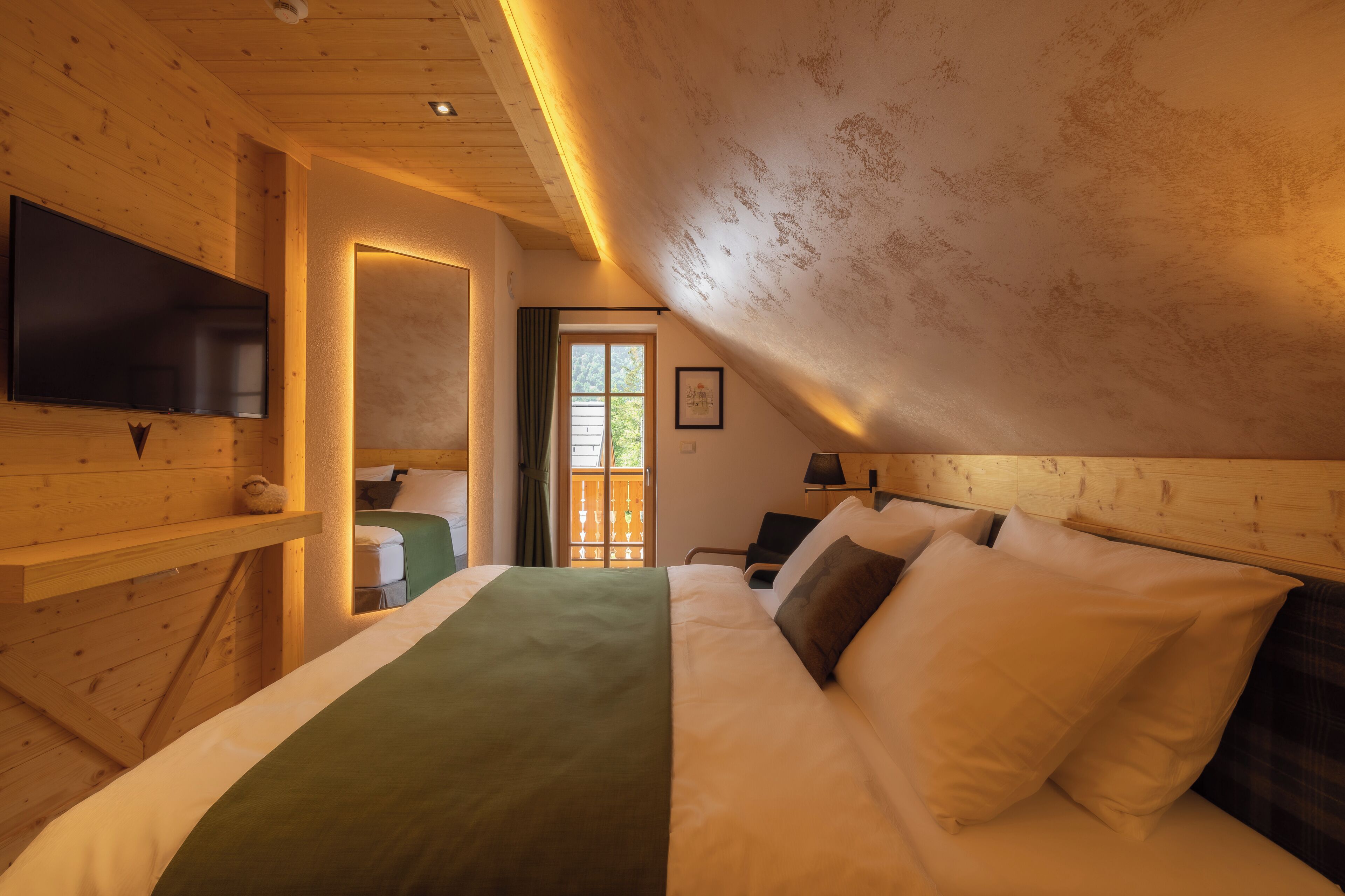 Romantisches Chalet | 1 Schlafzimmer, Bettwäsche aus ägyptischer Baumwolle, Pillowtop-Betten