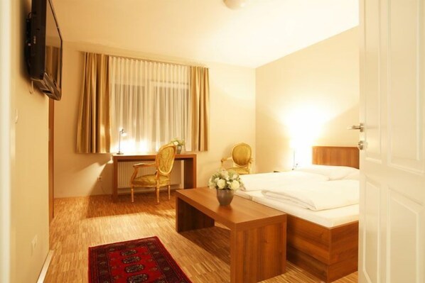 In-room safe, desk, free WiFi, bed sheets