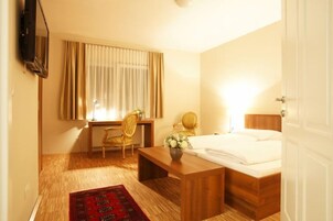 In-room safe, desk, free WiFi, bed sheets