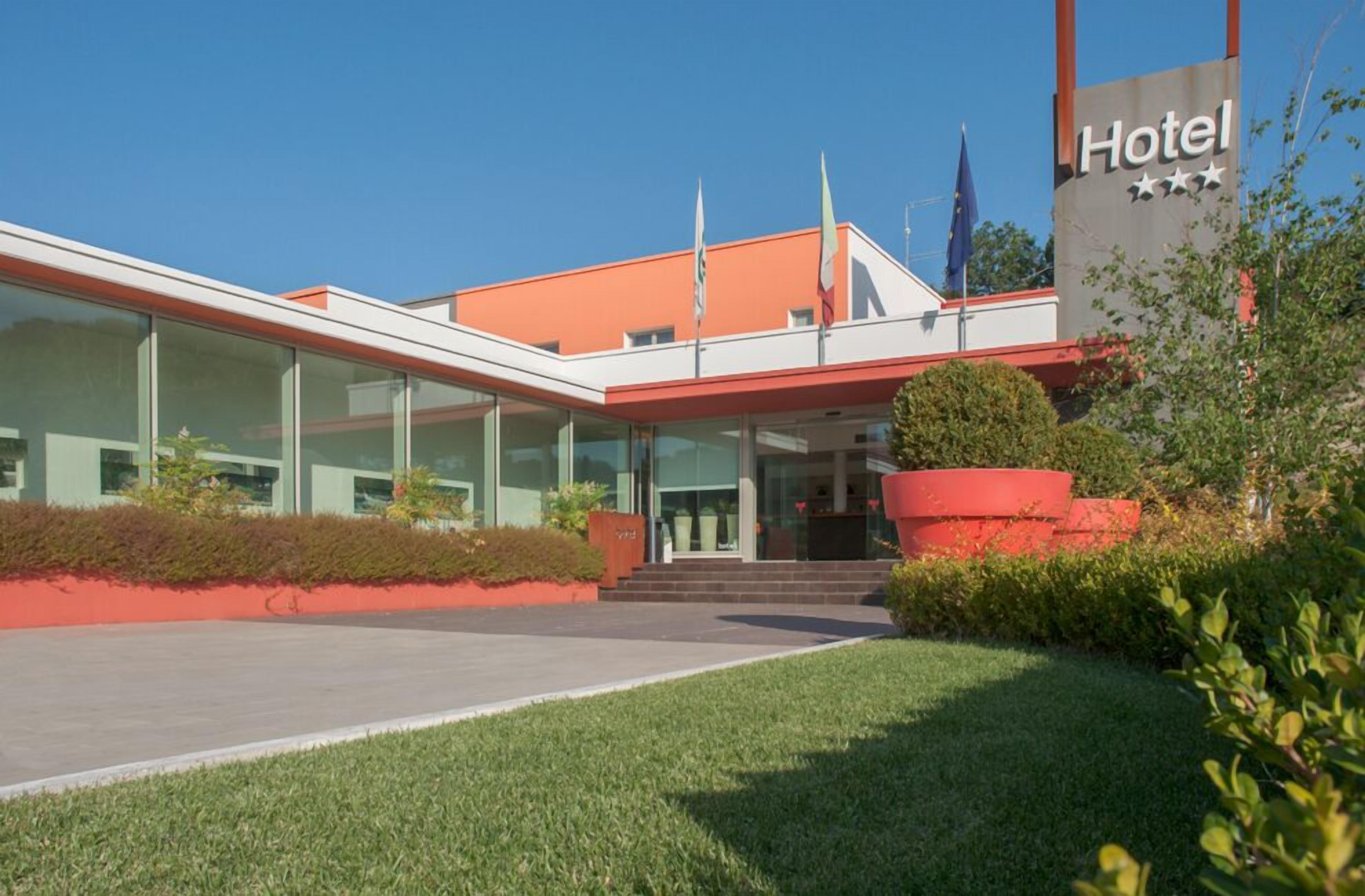 Facciata della struttura