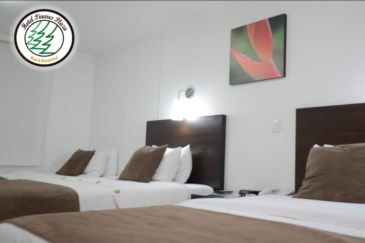 Hochwertige Bettwaren, Minibar, Zimmersafe, Schreibtisch