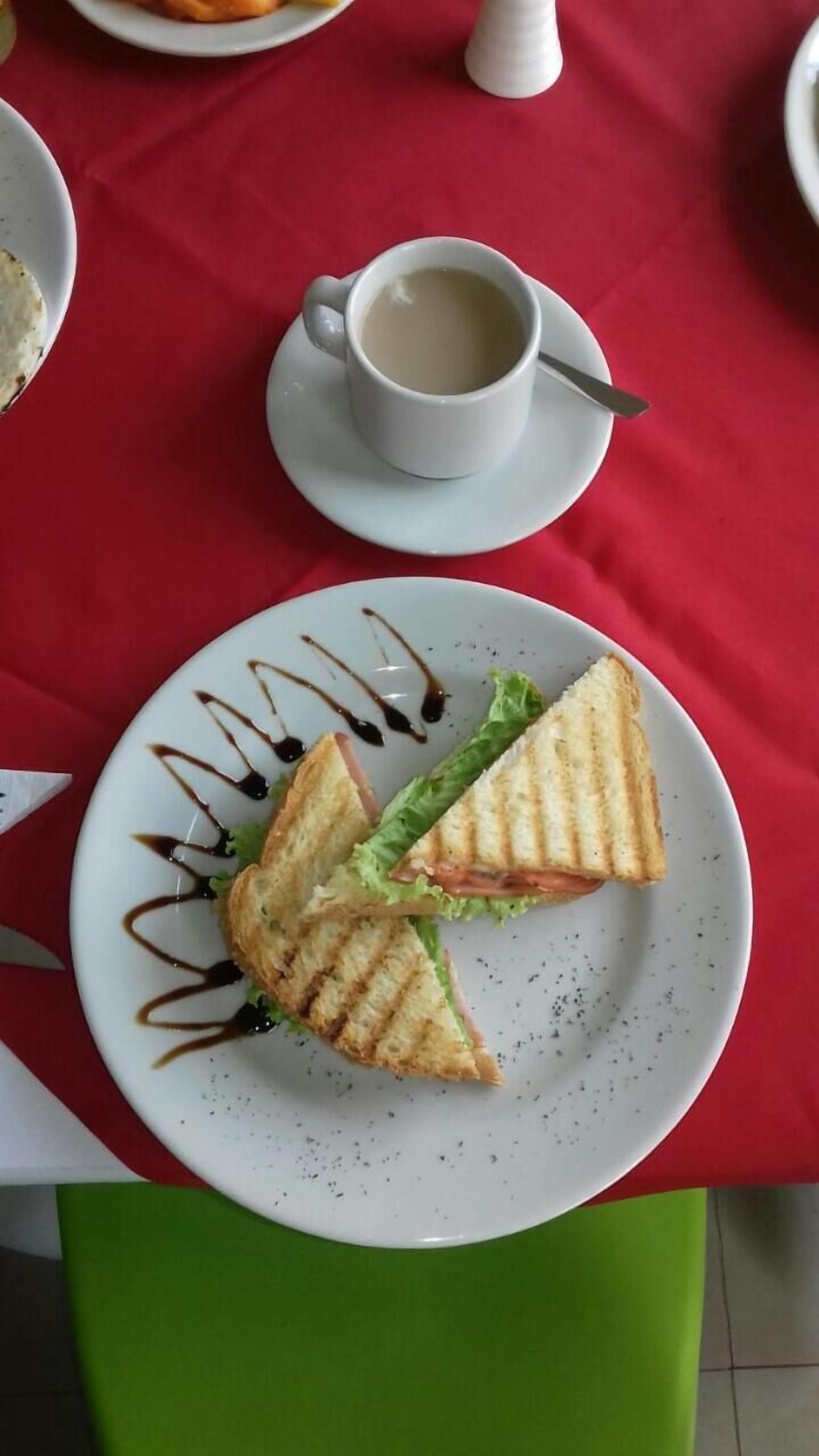 Foto - Hotel Pinares Plaza