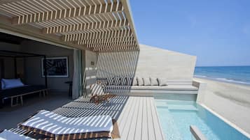 Beachfront Pool Villa | Hochwertige Bettwaren, Minibar, Zimmersafe, Verdunkelungsvorhänge