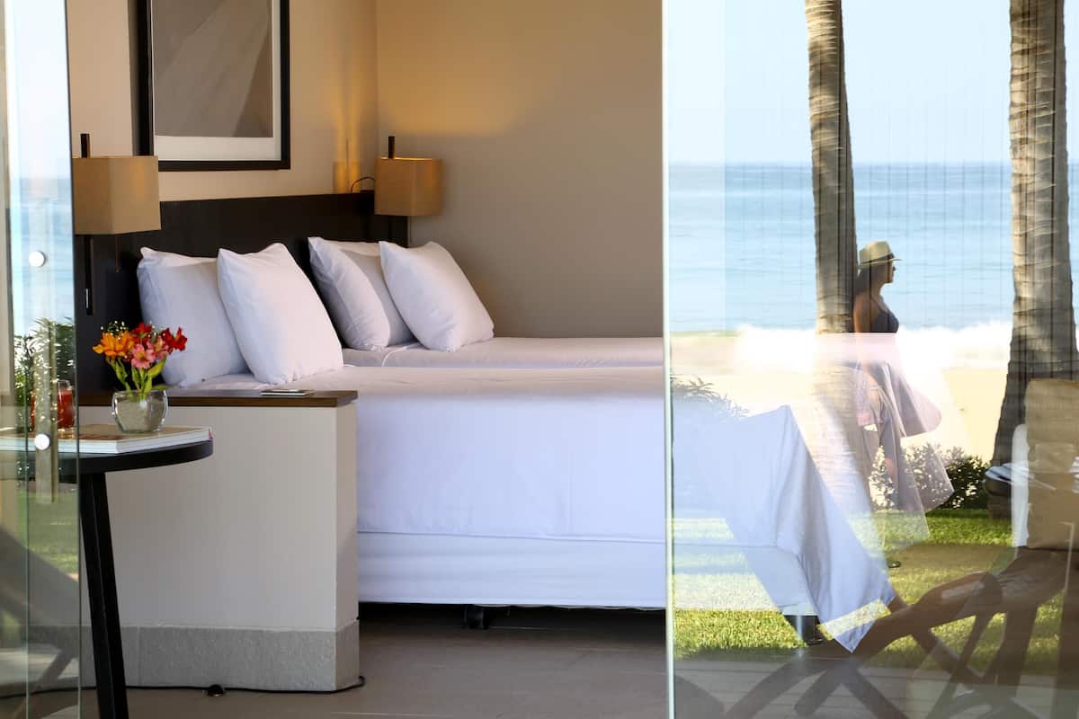 1 bedroom, minibar, in-room safe, desk
