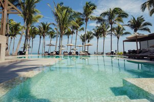 Outdoor pool, sun loungers