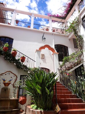 Terrace/patio - Hotel de Su Merced (Sucre)