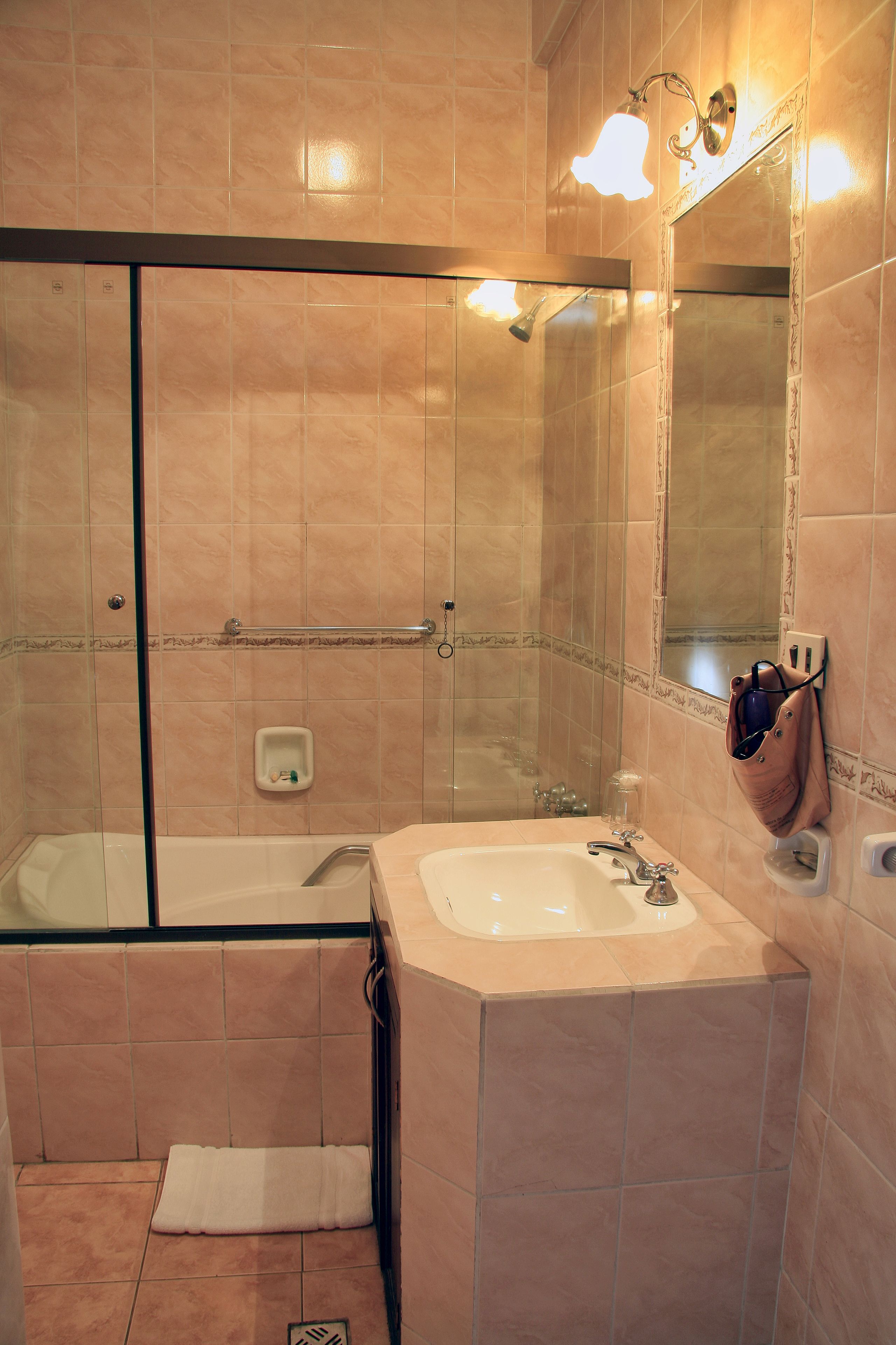 junior suite, 1 bedroom, private bathroom | bathroom | free toiletries, hair dryer, towels