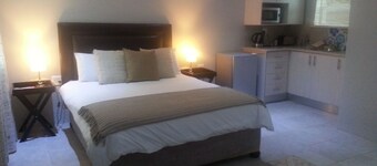 At Eezzze Riversway Self Catering