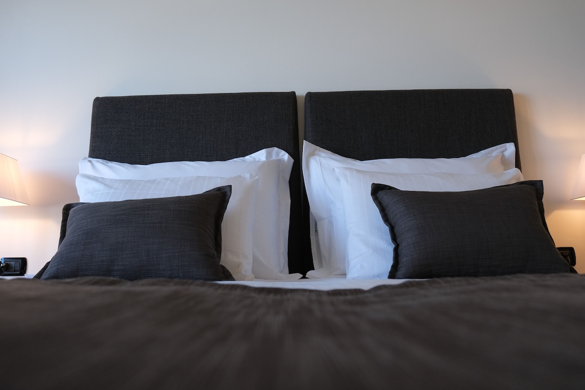 1 slaapkamer, luxe beddengoed, donzen dekbedden