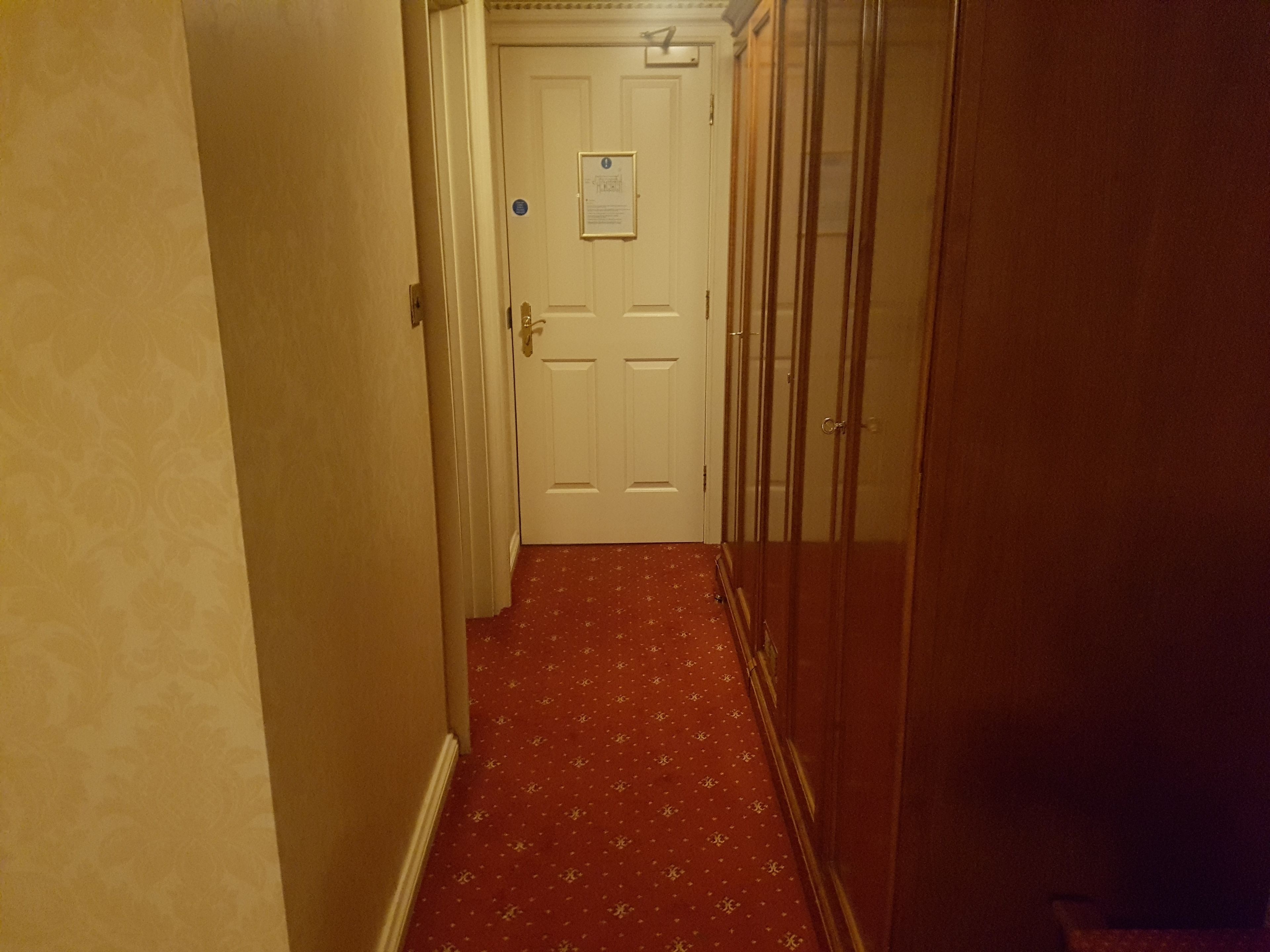 courtyard double | hallway