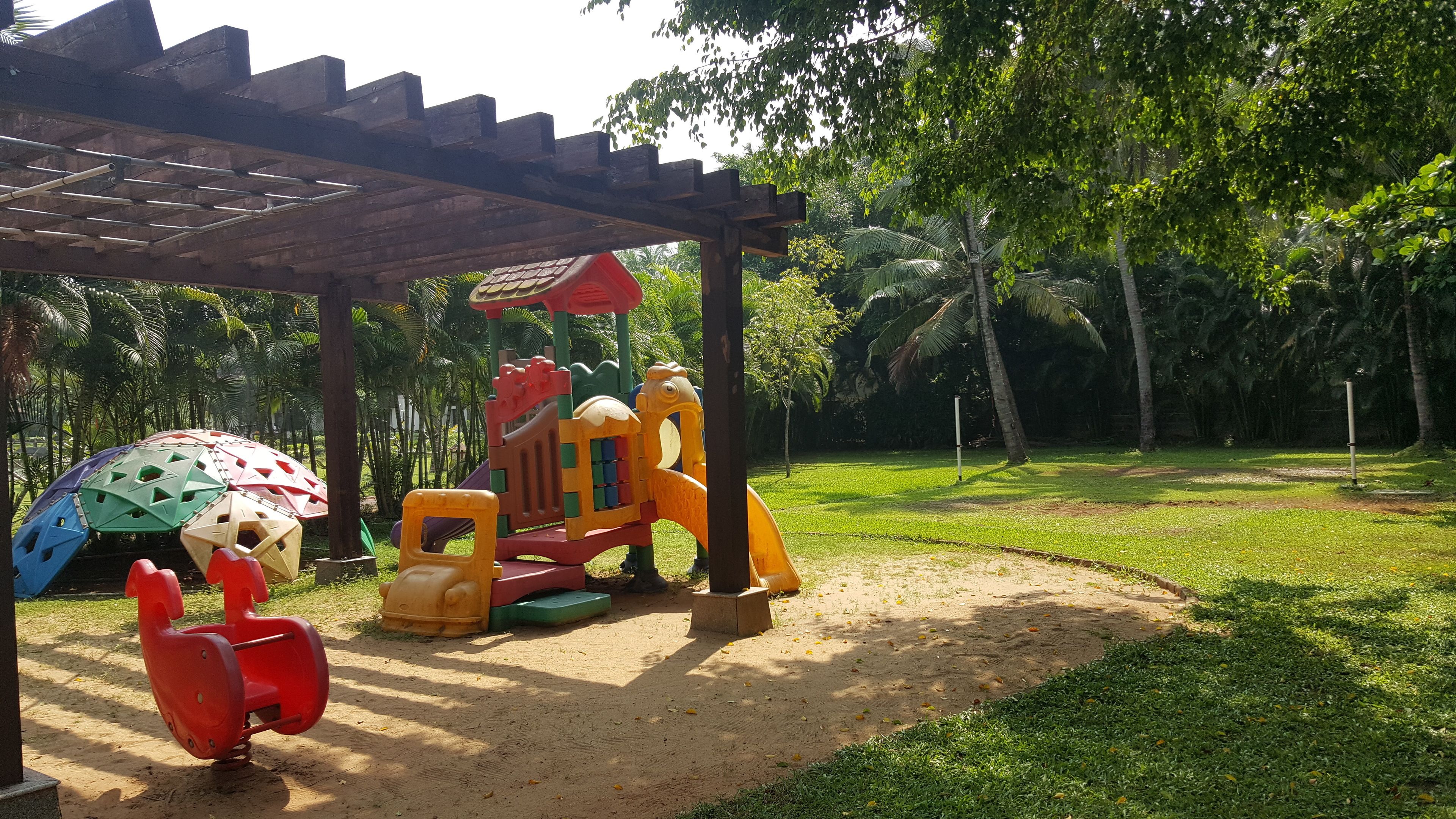 children’s play area – outdoor