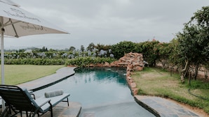 Unclassified image, 4 of 65, button - CANA Vineyard Guesthouse (Paarl)