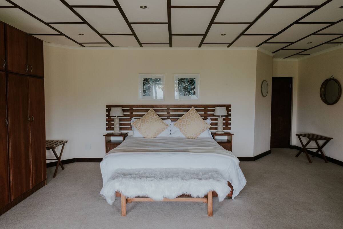 Luxury Room