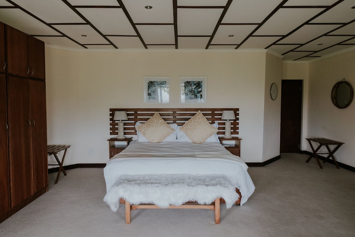 Premium bedding, down duvets, pillow-top beds, in-room safe