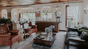 Unclassified image, 3 of 65, button - CANA Vineyard Guesthouse (Paarl)