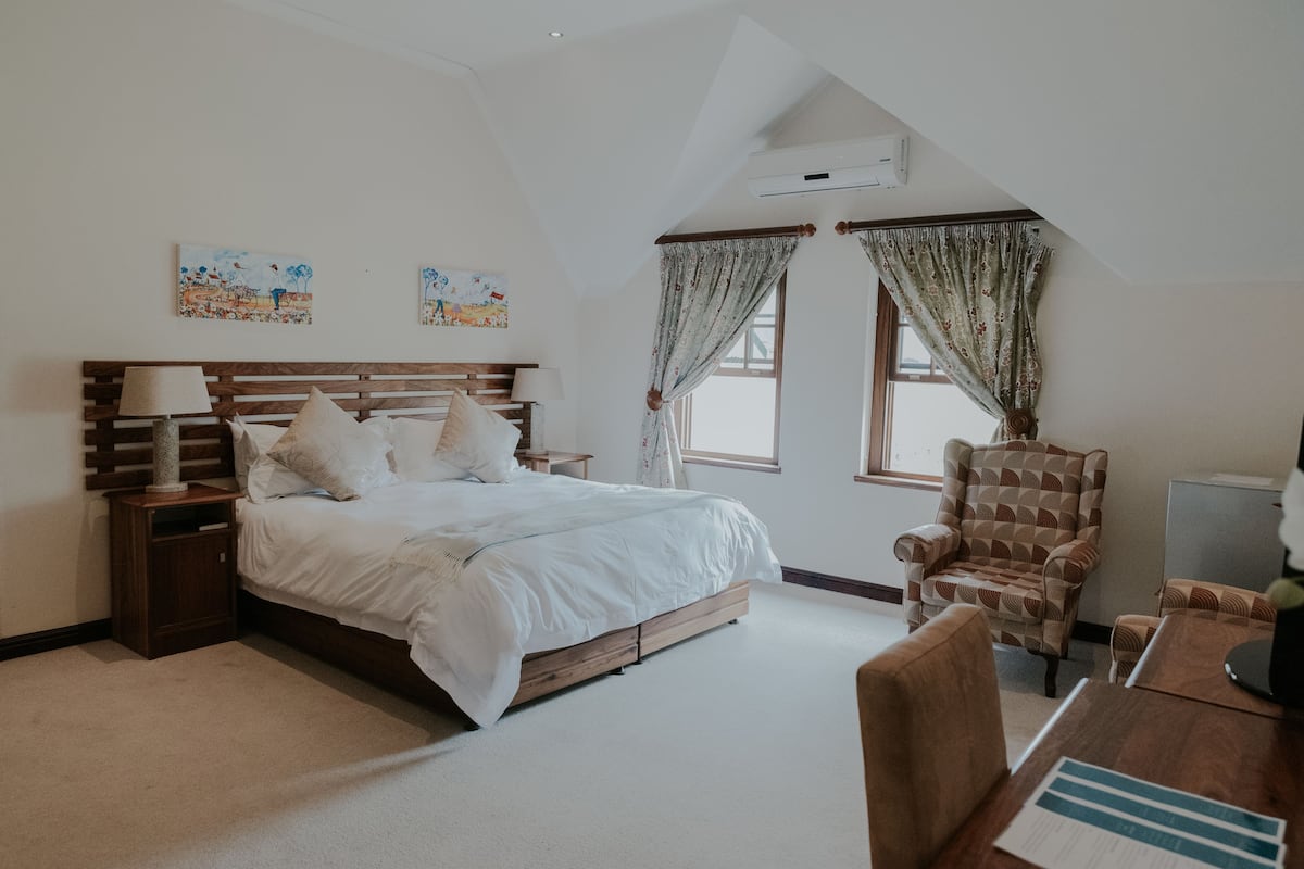 Premium bedding, down duvets, pillow-top beds, in-room safe