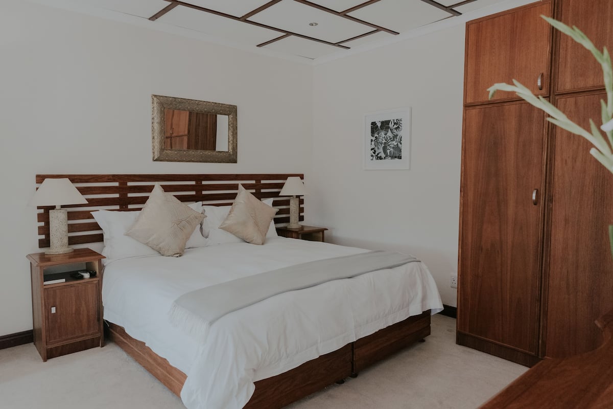 Premium bedding, down duvets, pillow-top beds, in-room safe