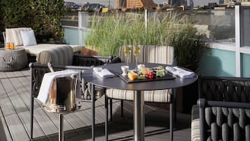 Phòng Suite Presidential, 1 giường cỡ king, không hút thuốc, ban công | Bộ đồ giường cao cấp, minibar, két bảo mật tại phòng