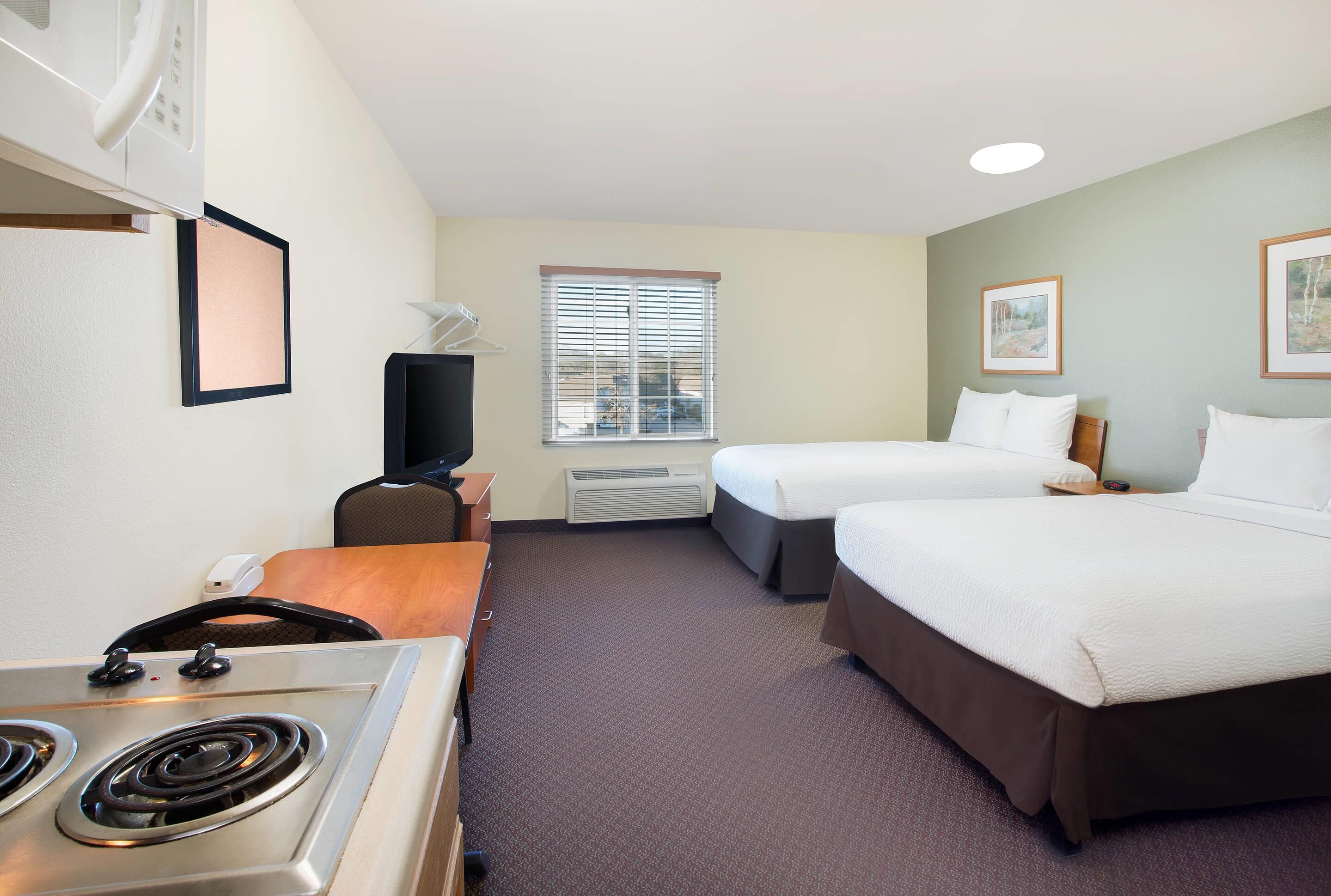 Desk, laptop workspace, iron/ironing board, free WiFi