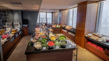 Tägliches Frühstücksbuffet (1980 JPY pro Person)