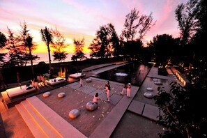 Outdoor pool, open 7:00 AM to 7:00 PM, pool umbrellas, pool loungers - Renaissance Phuket Resort & Spa (Mai Khao)