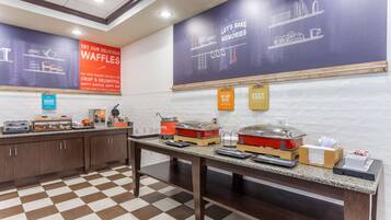 Desayuno buffet incluido todos los días