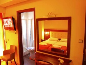 Minibar, caja de seguridad en la habitación y cunas gratuitas