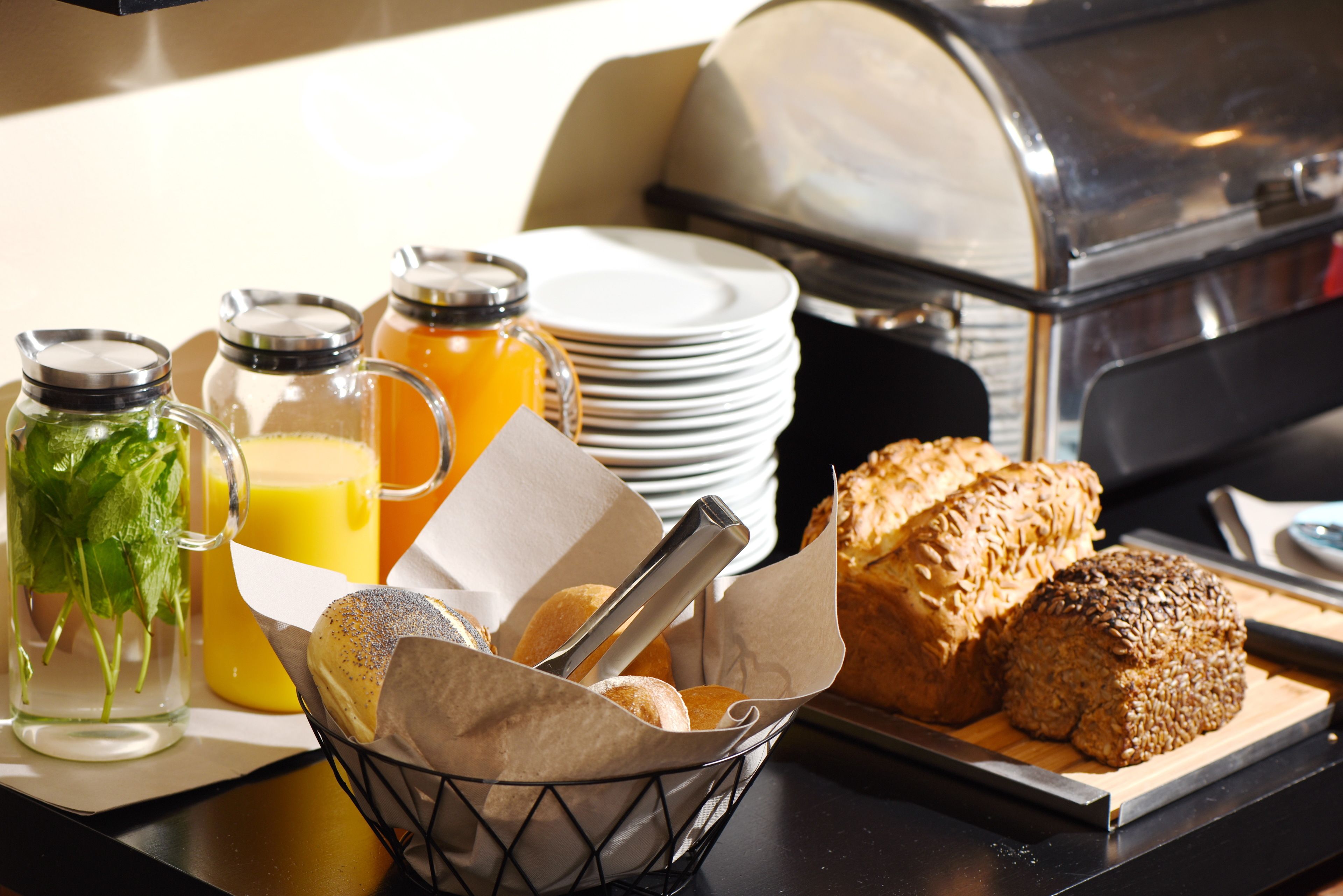 daily continental breakfast (eur 12 per person)