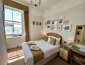 Classic Double Room | Egyptian cotton sheets, premium bedding, in-room safe