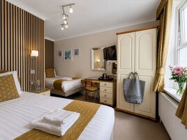 Classic Twin Room